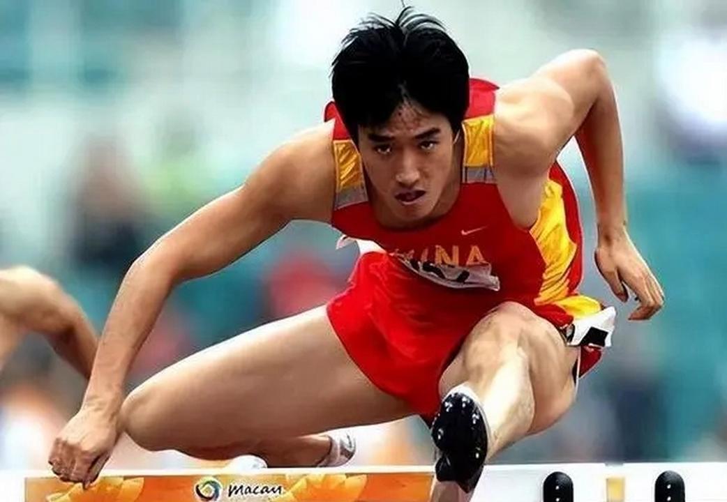 阿尔梅里亚队员发挥出色，实力受到公认的简单介绍