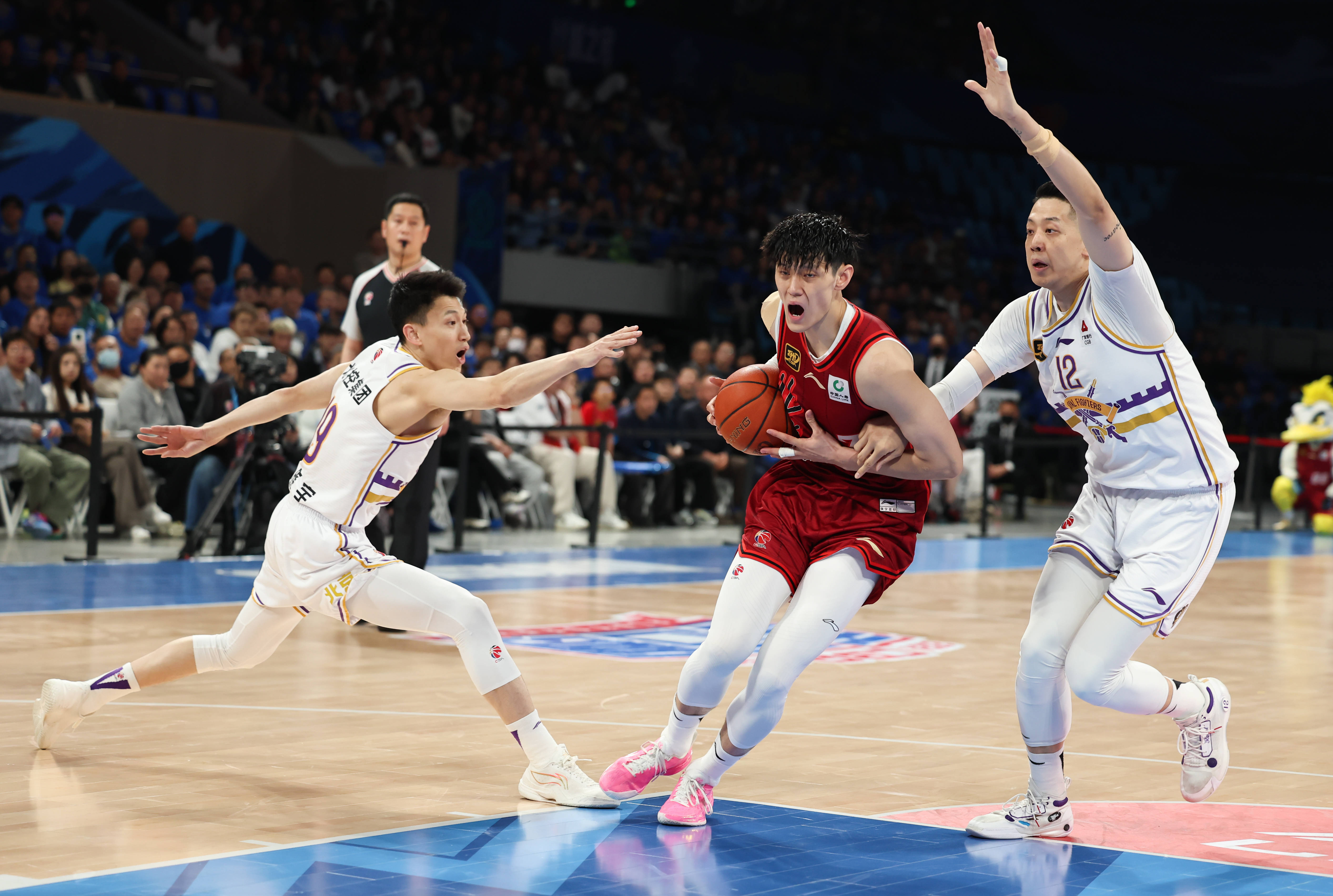 678体育平台-关于周琦31分曾凡博28+10首钢大胜福建广东胜广州的信息