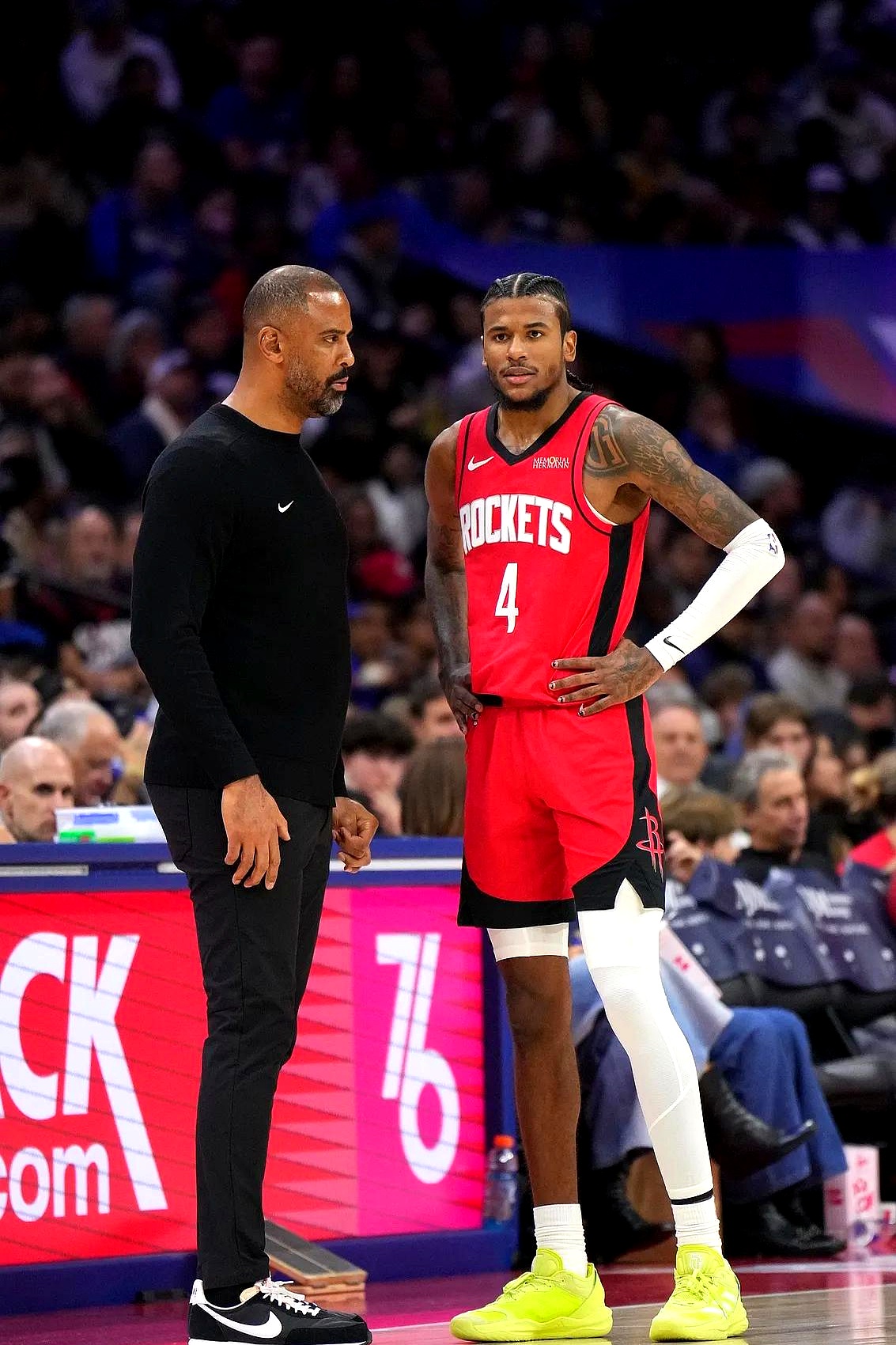 678体育app下载-某NBA教练：我们防守杰伦-格林时很困难，他肯定能搭档布克的简单介绍