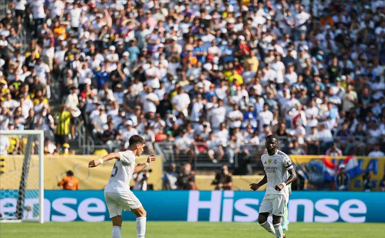 3-2！皇马险胜进四强，超新星登顶射手榜，世俱
